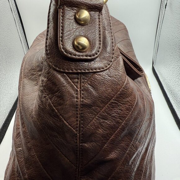 Guess Large Brown Leather Shoulder Bag - Picture 7 of 7
